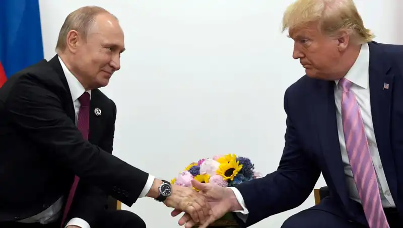 Putin ve Trump: Dünya Gündemini Değiştiren Telefondaki Görüşme
