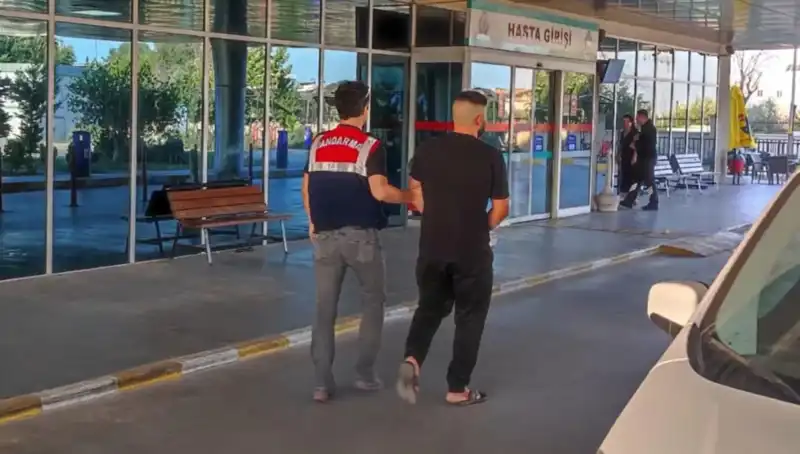 Türkiye'de DAEŞ Operasyonları: 153 Gözaltı, Toplum Psikolojisi Üzerindeki Etkileri