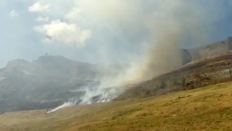 Kars Kalesi’nde Anız Yangını: Psikolojik Etkileri ve İklim Değişikliği