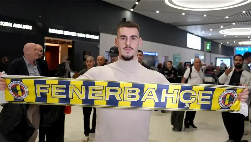 Fenerbahçe'den Beklenmedik Adım: Mimovic'in Lisansı Çıkarıldı!