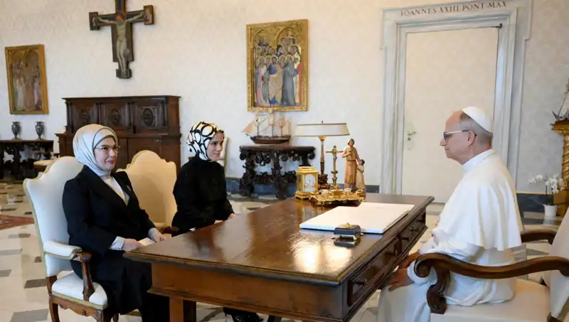 Emine Erdoğan ve Papa Leo: Gazze Gündemi Üzerine Görüşme