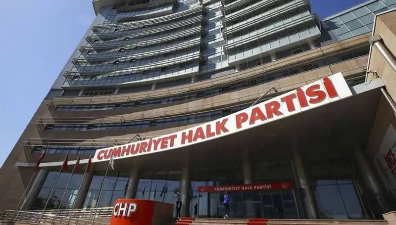 CHP Kurultayı Soruşturmasında İddianame Kabulu: Psikolojik Etkileri ve Toplumsal Yansımaları