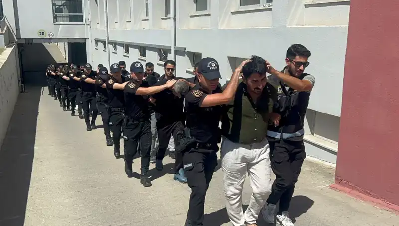 Adana'da Yakalanan 825 Kilo Eroin ve Psikolojik Etkileri Üzerine Bir Değerlendirme