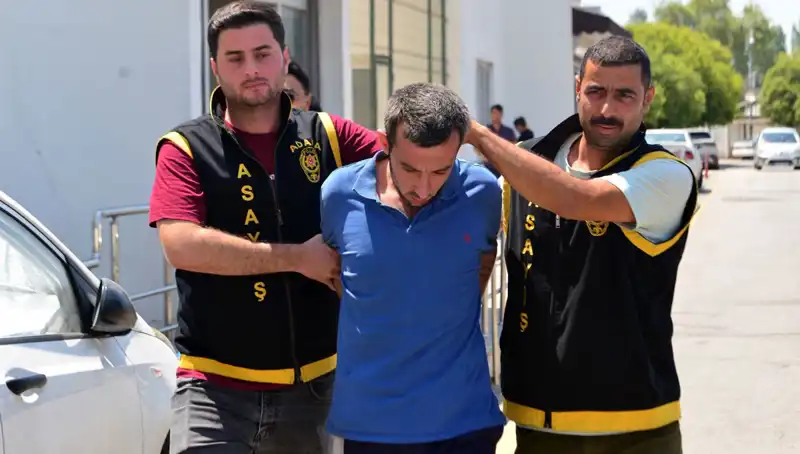 Korkunç Olay: Annesini Tahta Sopayla Öldüren Genç, Aile İçindeki Çatışmaların Sonucu mu?