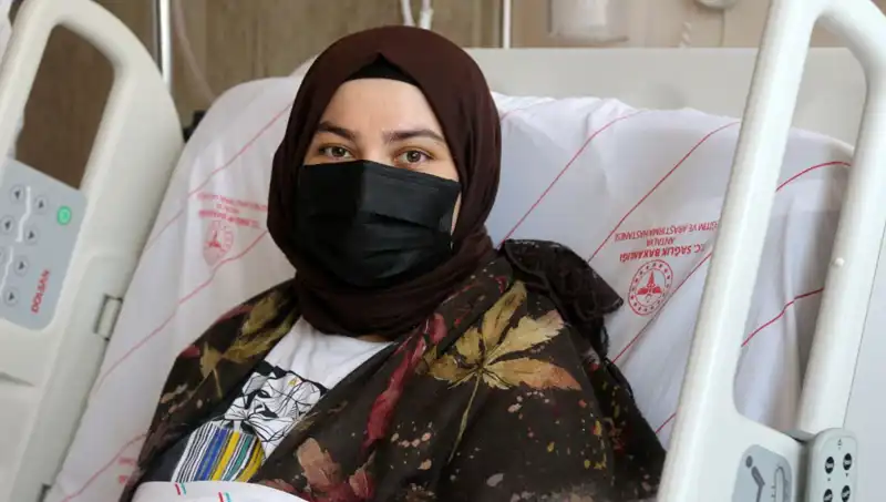 Bitki Çaylarının Zararları: Karaciğer Nakli Gerektiren Şok Olay
