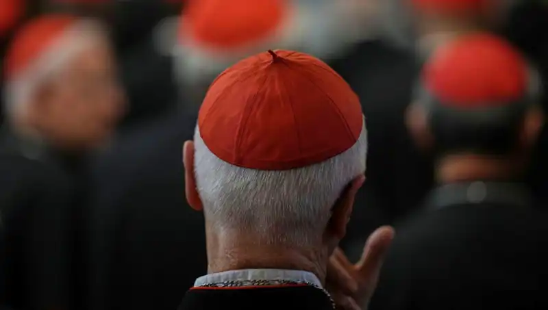 Yeni Papa Seçim Süreci Başladı: Konklav Tarihi Açıklandı!