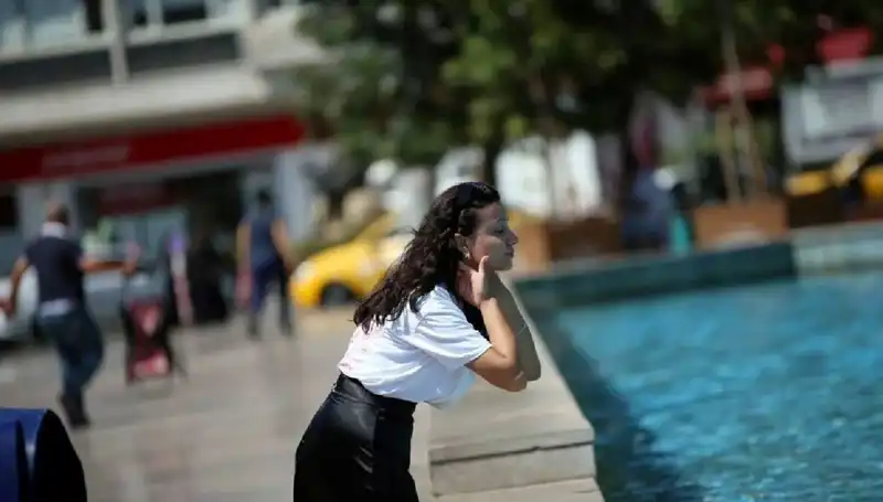 Cizre'de Sıcaklık Rekoru: 49.1 Derece Psikolojik Etkileri Neler?