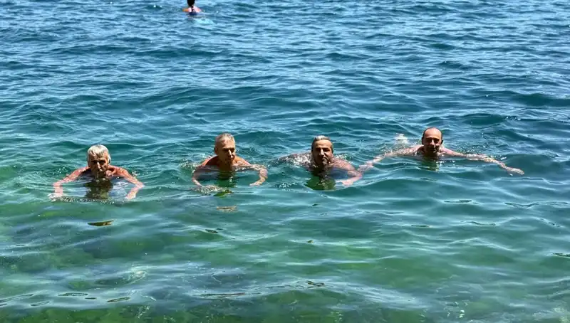 Sıcaktan Bunalanlar, Plajlarda Ferahlamak İçin Akın Etti!