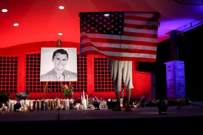 Charlie Kirk Suikastı: Cinayet Silahındaki Şok Edici Mesajlar Ne Anlama Geliyor?
