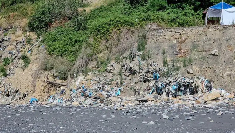 : Kozlu Sahil'deki Çöp Yığını: Psikolojimizi Neden Olumsuz Etkiliyor?