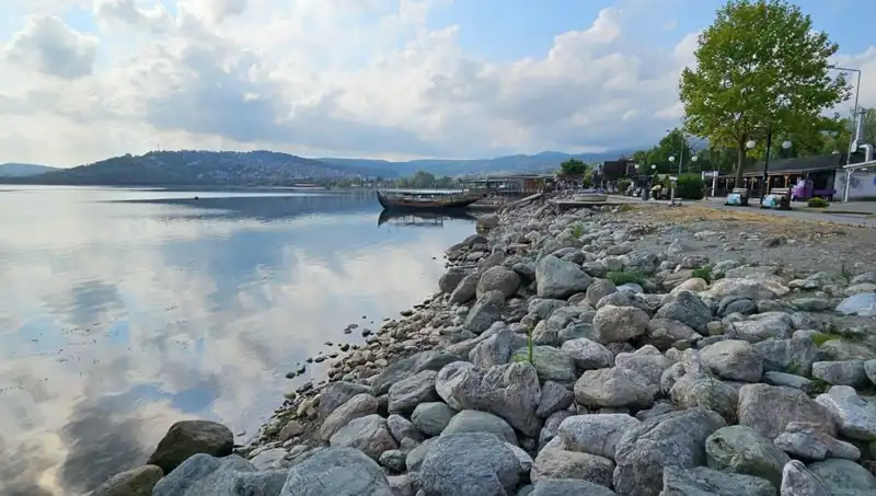 Sapanca Gölü'ndeki Su Seviyesi Düşüşü: Psikolojik Etkileri ve Çözüm Önerileri