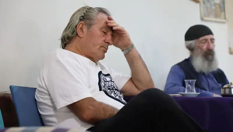 Yıllardır "Uyutan Kahvehane": Horlayanların Hikayesi ve Psikolojik Etkileri