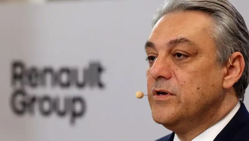 Renault Yönetiminde Şok Gelişme: Üst Düzey İstifa Gerçekleşti!