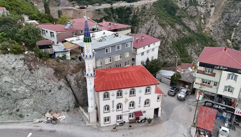 Yurdun Dört Bir Yanından Çelik Minare Siparişi: Maliyetleri Neler?