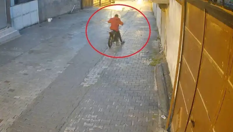 Çaldığı Motosiklet Arızalansa da Hırsızlık Yapmaya Devam Etti