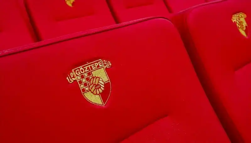 Göztepe, Genç Yetenek Junior Olaitan ile Mutlu Bir Gelecek İçin Anlaştı