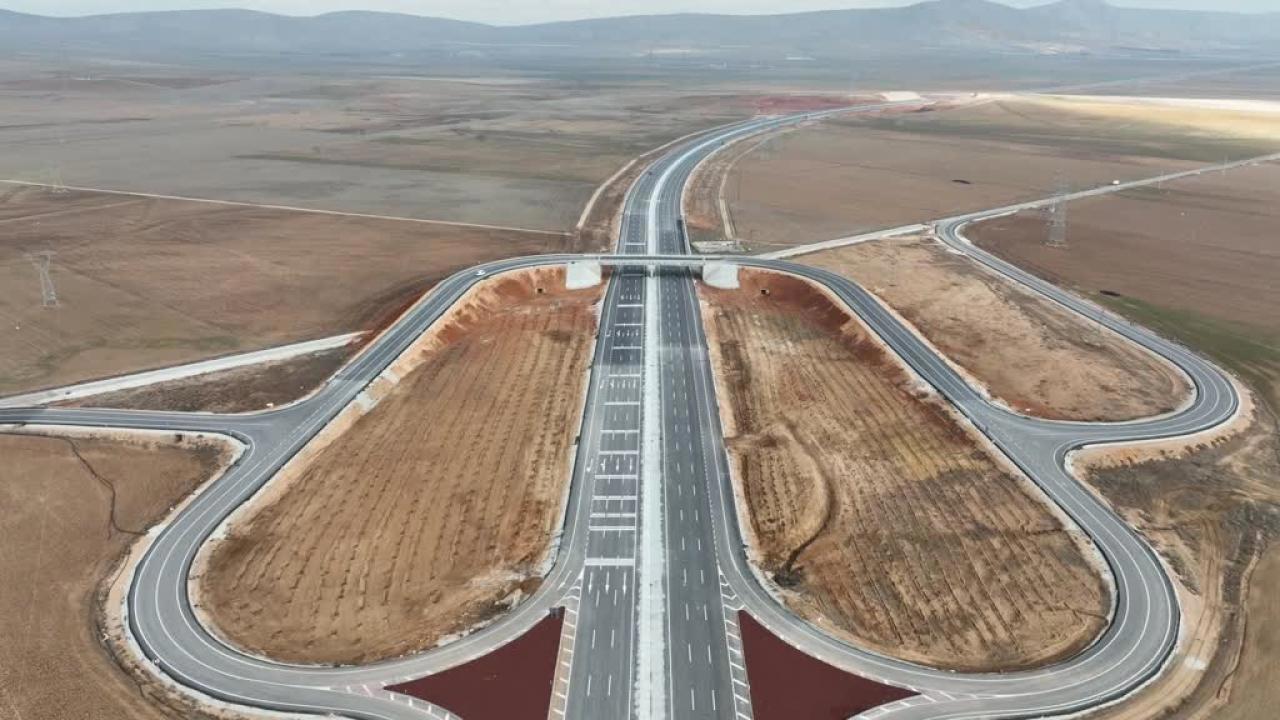 Konya Çevre Yolu'nun İkinci Kesimi Trafik Akışına Açıldı