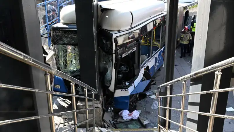Ankara’da Belediye Otobüsü Kazası: 27 Yaralı, Biri Ağır Durumda