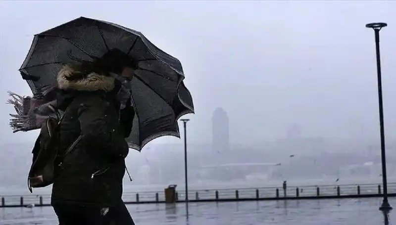 Meteoroloji, Ülke Genelinde Fırtına ve Toz Taşınımı Uyarısında Bulundu