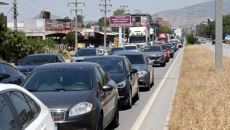 Aydın-Muğla Orasında 60 Kilometrelik Araç Kuyruğu, Nedenleri ve Etkileri