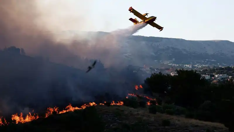 Sakız Adası'ndaki Orman Yangını: Psikolojik Etkileri ve Toplumsal Dayanışma